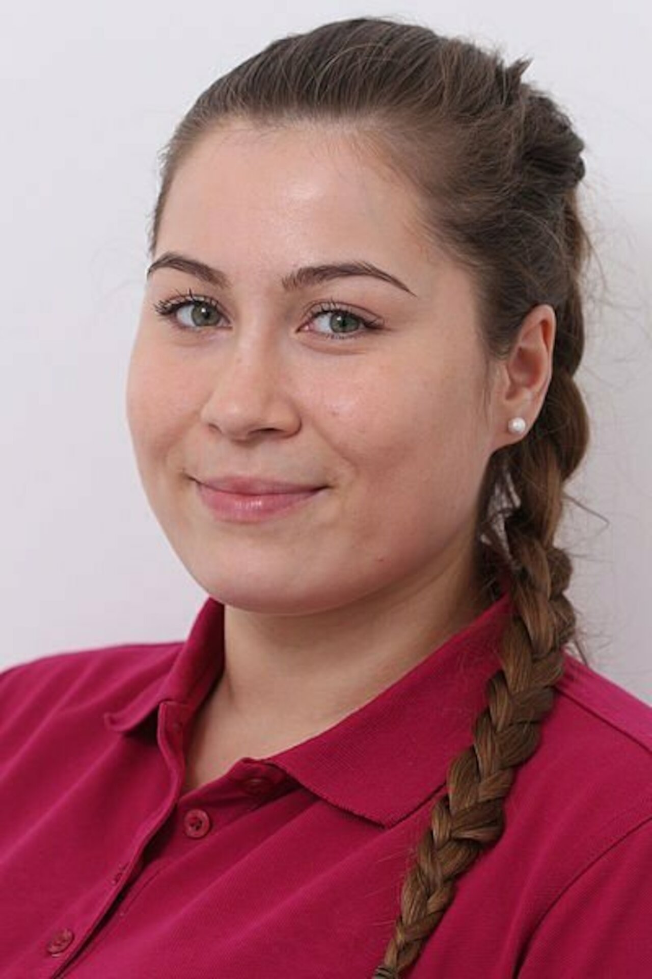 Dr. Lodde & Kollegen begrüßt die erste neue Mitarbeiterin Image 1